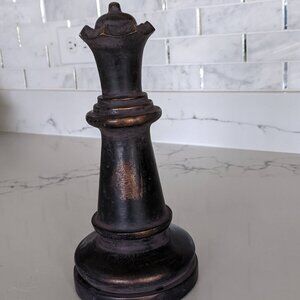 Queen Chess Piece Brown/Copper Paperweight/Bookcase decor 2000 YY 10"x4.5"